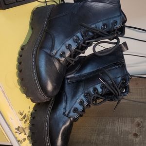 Black rogue Platform Boots size 8